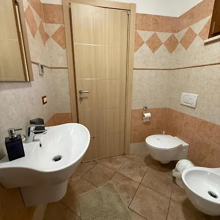 Casa Luna - Grazioso Con 2 Da Letto Apartman